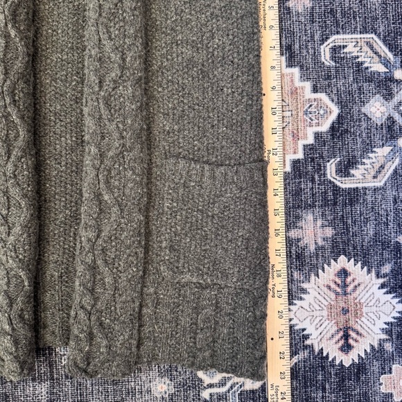 Eddie Bauer Wool Gray Knit Sleeveless Open Cardigan Sweater With Pockets Size M - Picture 12 of 12